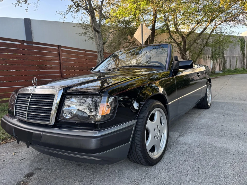 1993 Mercedes-Benz W124 E-Class - Image 8 of 31