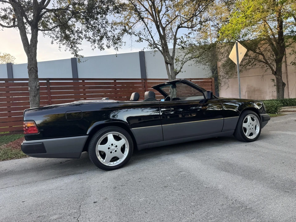 1993 Mercedes-Benz W124 E-Class - Image 20 of 31