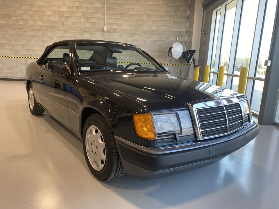 1993 Mercedes-Benz W124 E-Class - Image 17 of 31