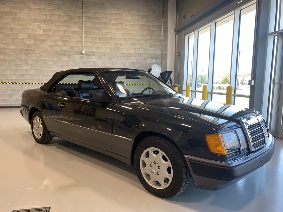 1993 Mercedes-Benz W124 E-Class - Image 16 of 31