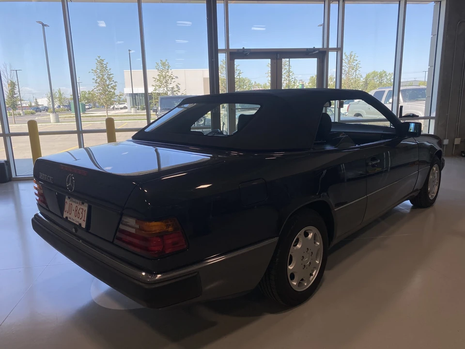 1993 Mercedes-Benz W124 E-Class - Image 11 of 31