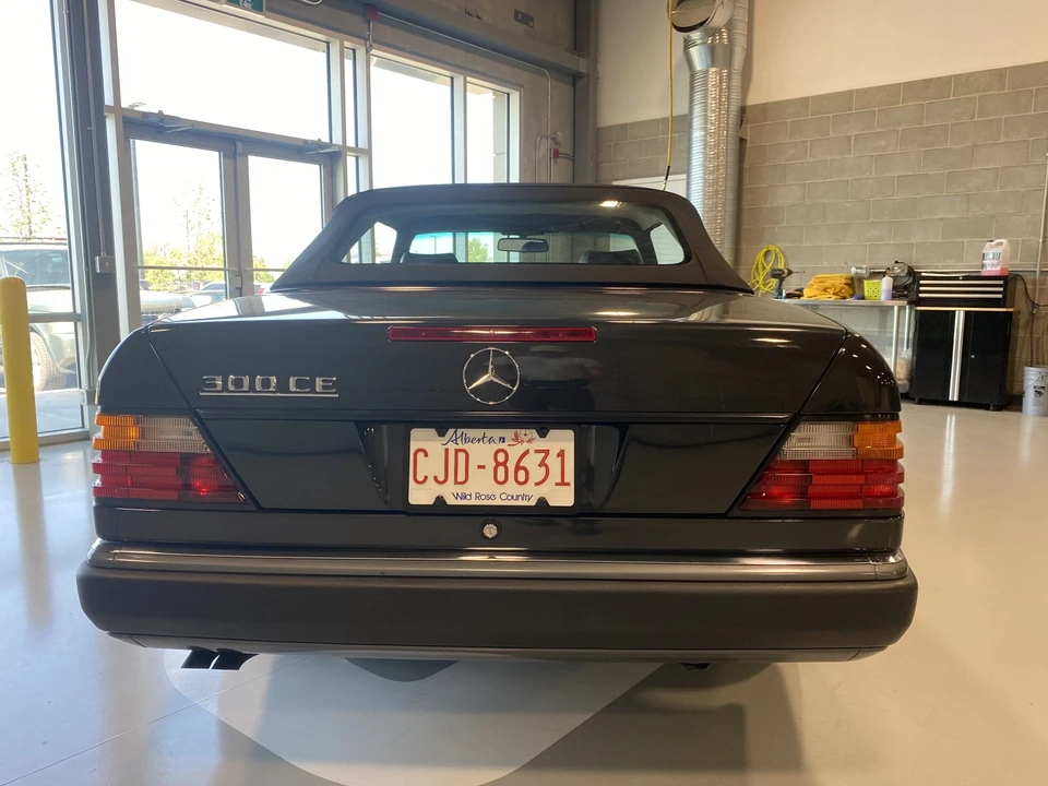 1993 Mercedes-Benz W124 E-Class - Image 8 of 31