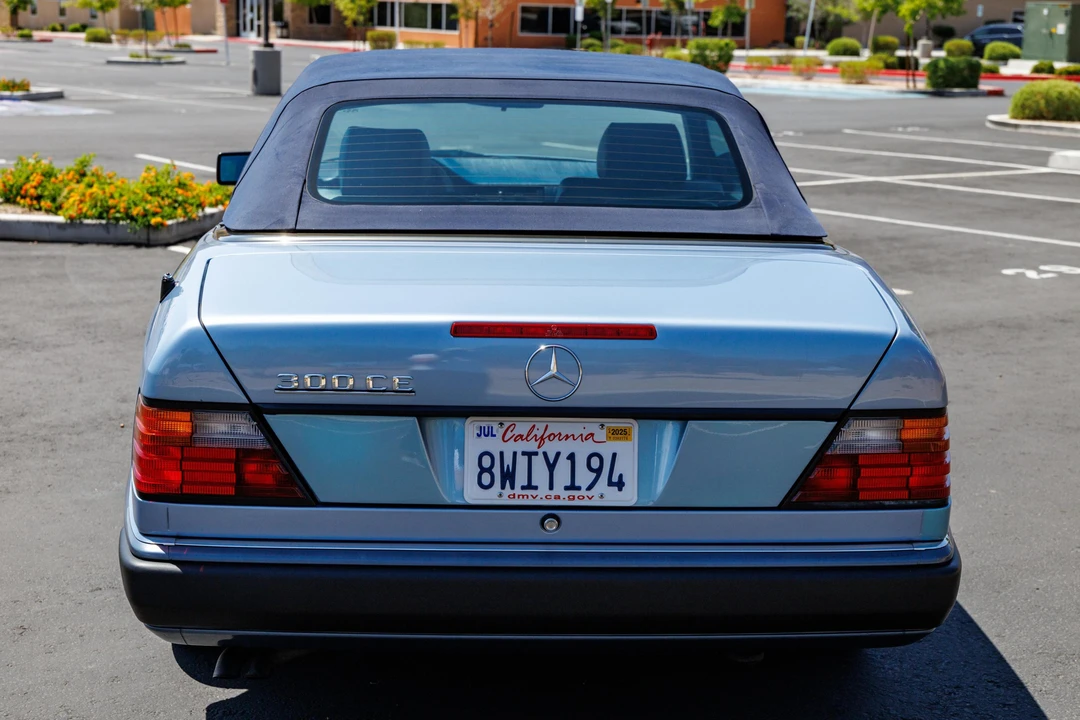 1993 Mercedes-Benz W124 E-Class - Image 5 of 31