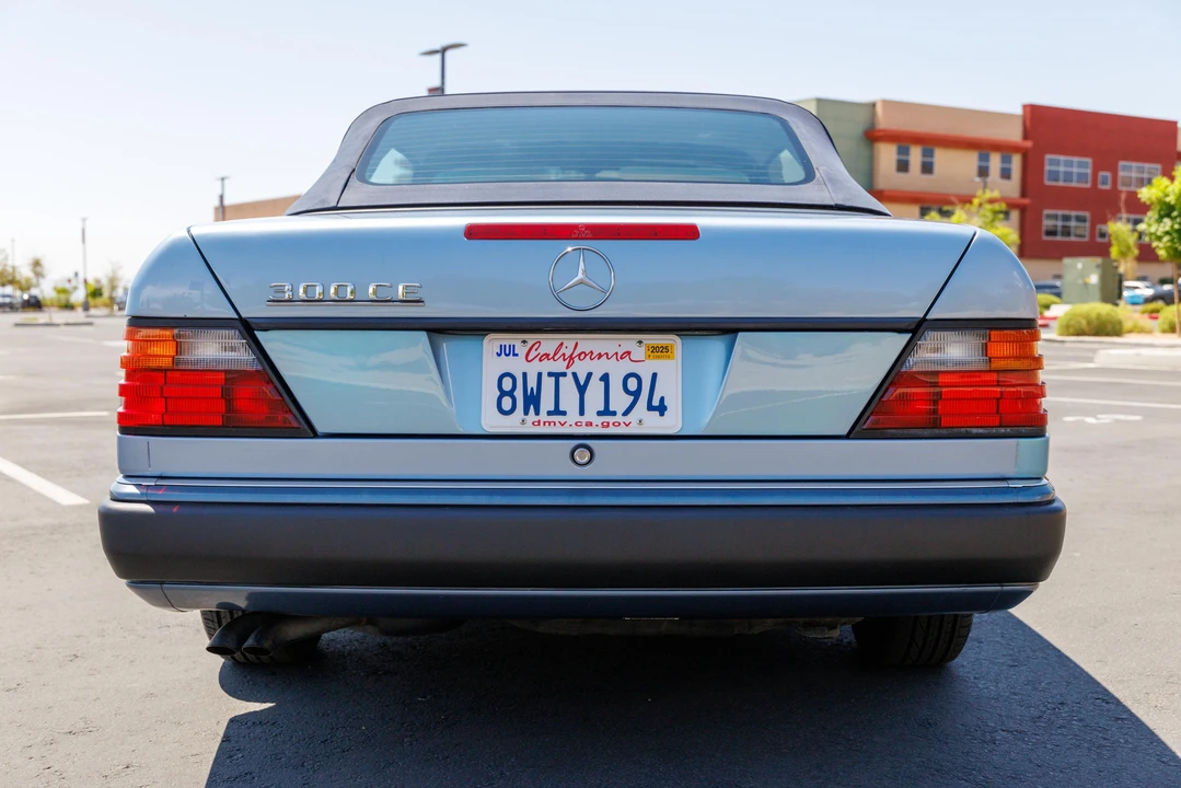 1993 Mercedes-Benz W124 E-Class - Image 20 of 31