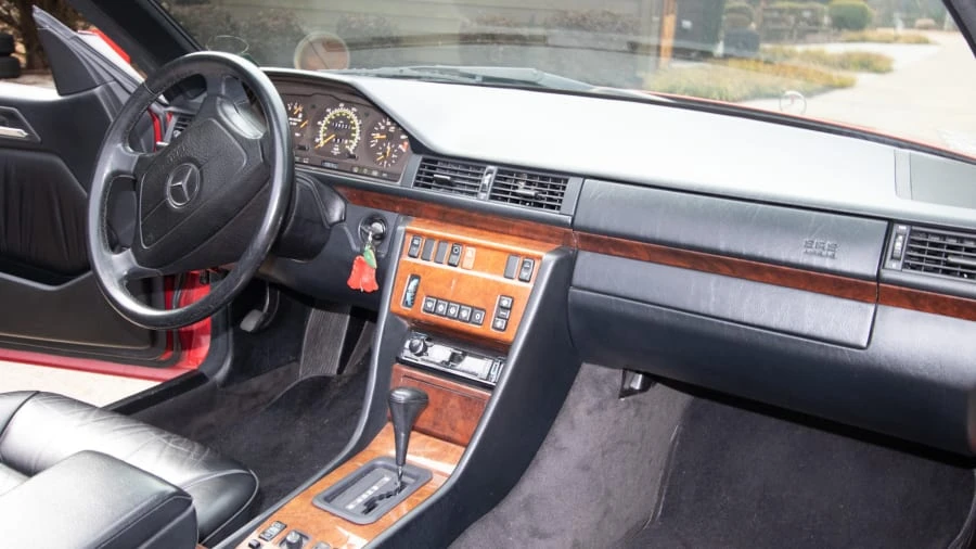 1993 Mercedes-Benz W124 E-Class - Image 30 of 31