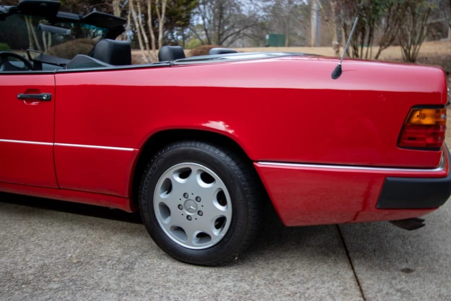1993 Mercedes-Benz W124 E-Class - Image 13 of 31