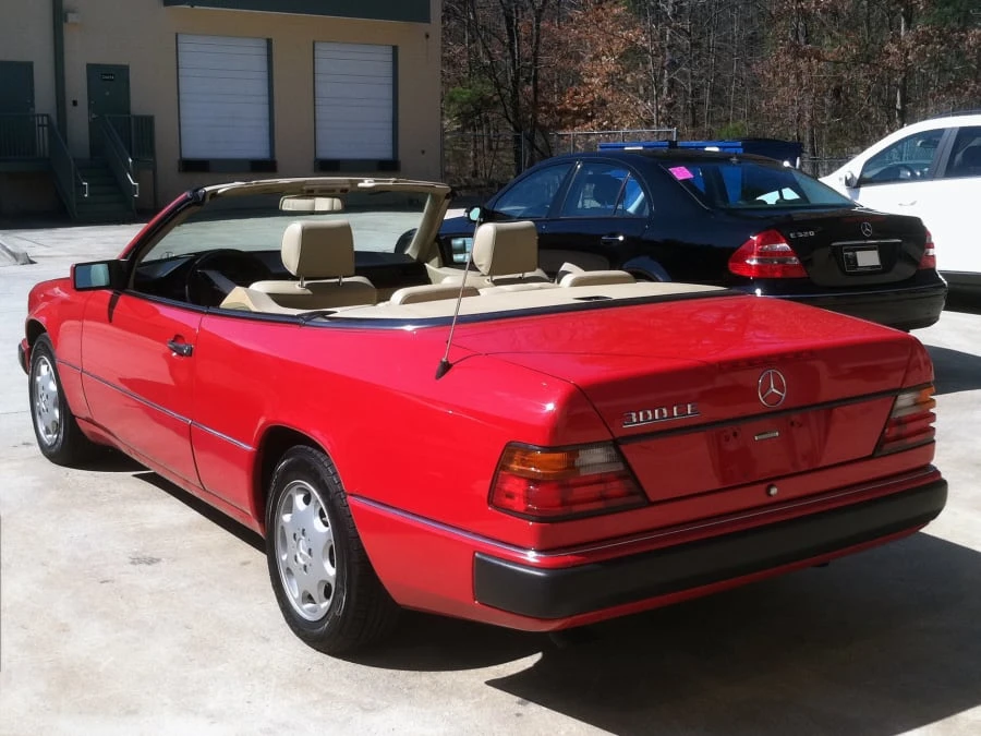 1993 Mercedes-Benz W124 E-Class - Image 2 of 5