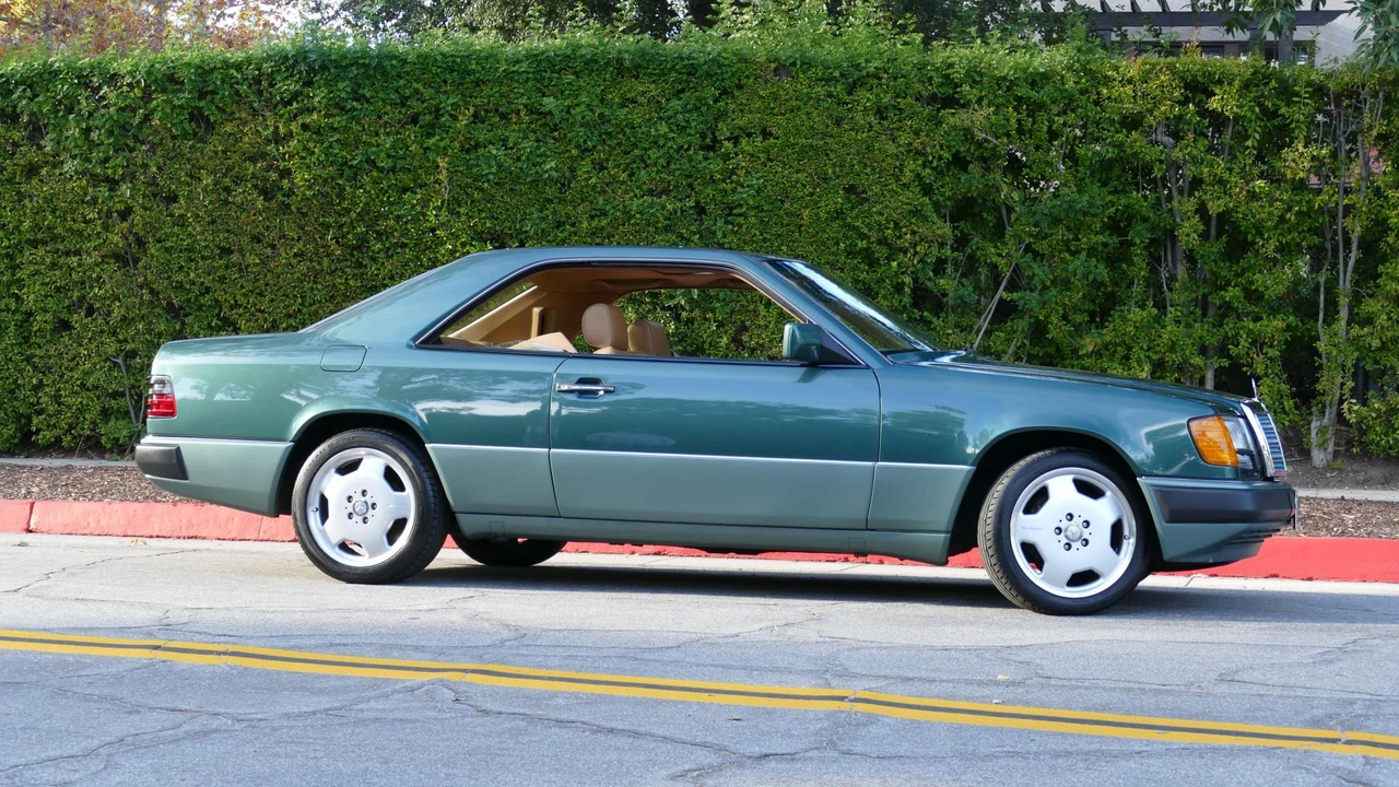 1993 Mercedes-Benz W124 E-Class - Image 13 of 31