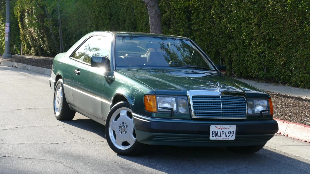 1993 Mercedes-Benz W124 E-Class - Image 18 of 31