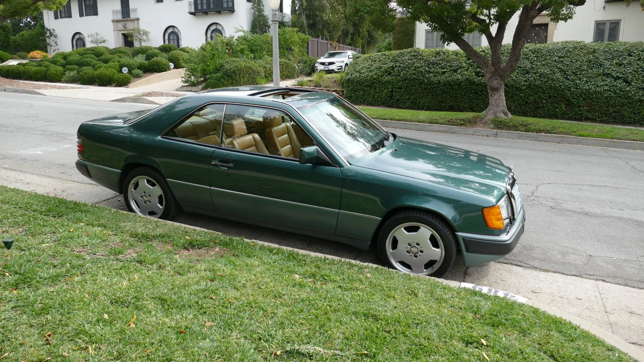 1993 Mercedes-Benz W124 E-Class - Image 10 of 31