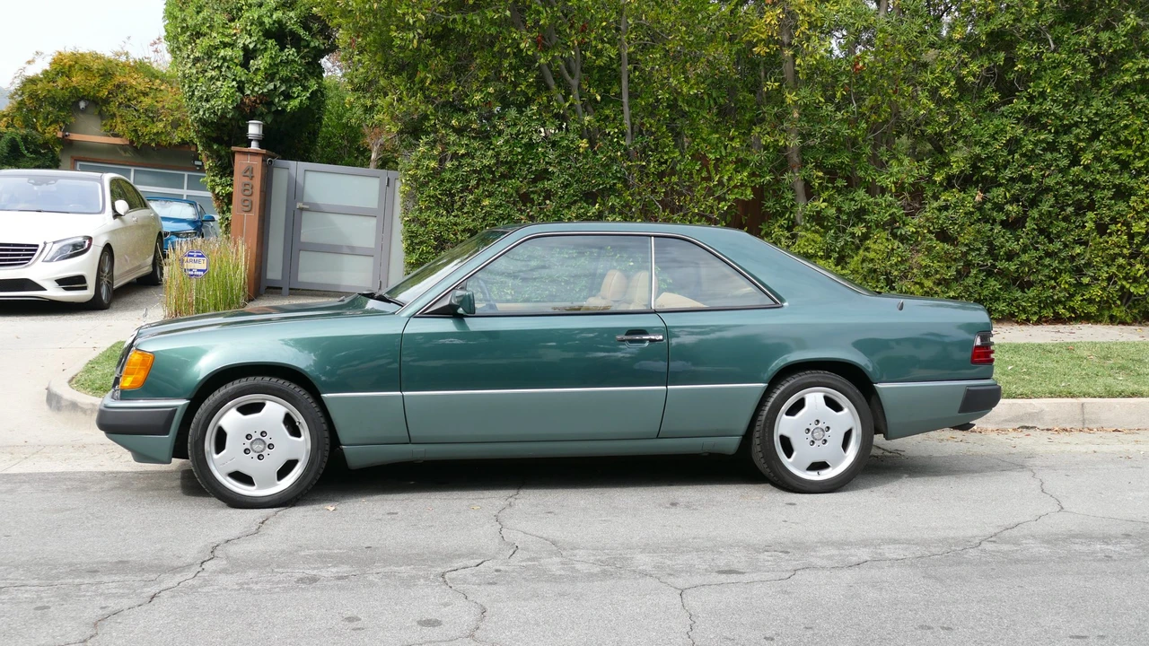 1993 Mercedes-Benz W124 E-Class - Image 3 of 31