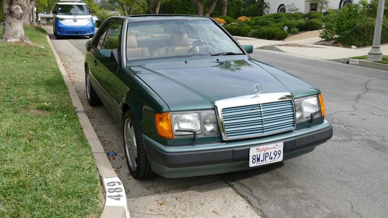 1993 Mercedes-Benz W124 E-Class - Image 20 of 31
