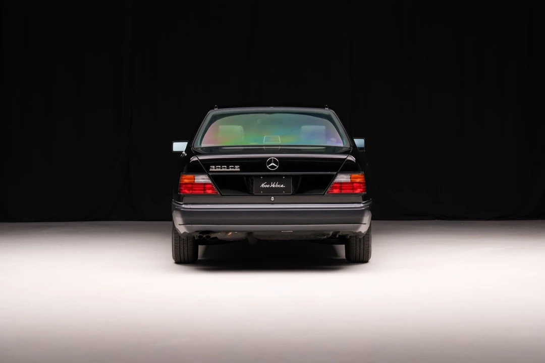 1993 Mercedes-Benz W124 E-Class - Image 15 of 31