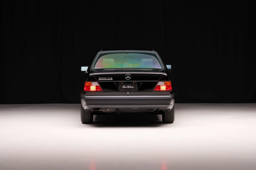 1993 Mercedes-Benz W124 E-Class - Image 14 of 31