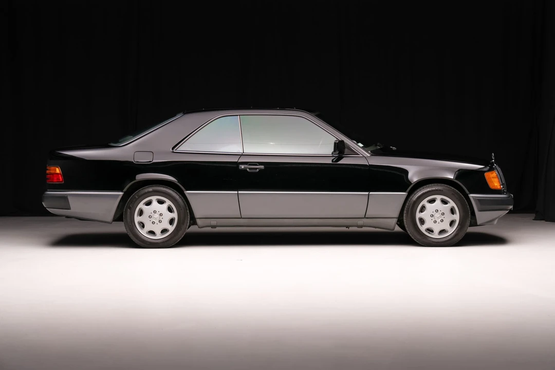 1993 Mercedes-Benz W124 E-Class - Image 11 of 31
