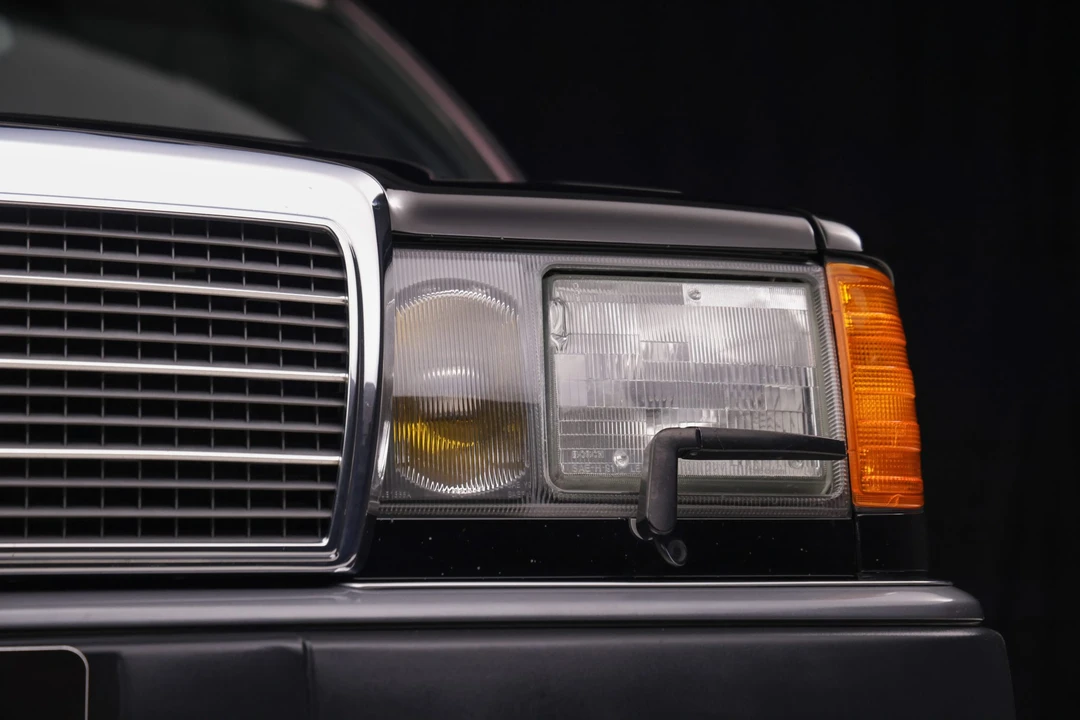 1993 Mercedes-Benz W124 E-Class - Image 31 of 31