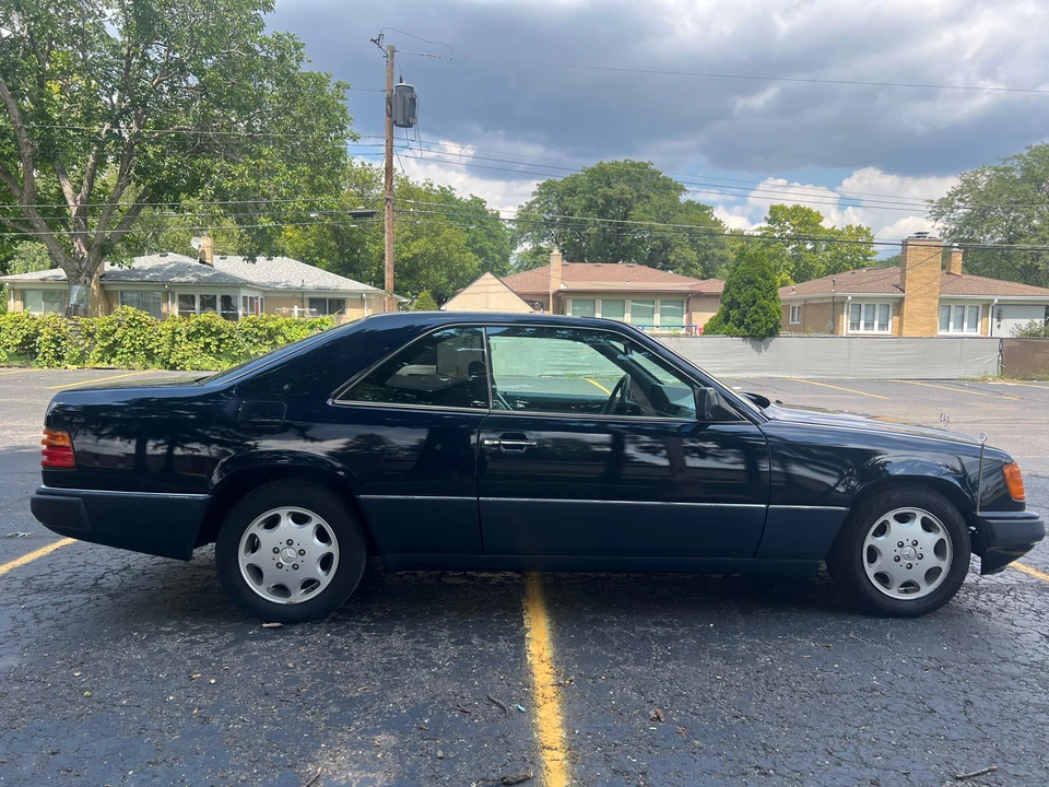 1993 Mercedes-Benz W124 E-Class - Image 15 of 31
