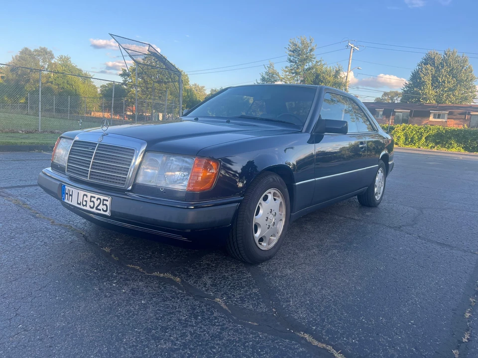 1993 Mercedes-Benz W124 E-Class - Image 8 of 31