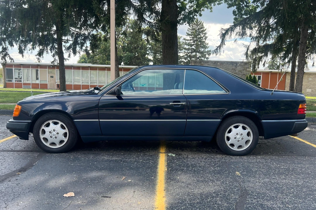 1993 Mercedes-Benz W124 E-Class - Image 3 of 31