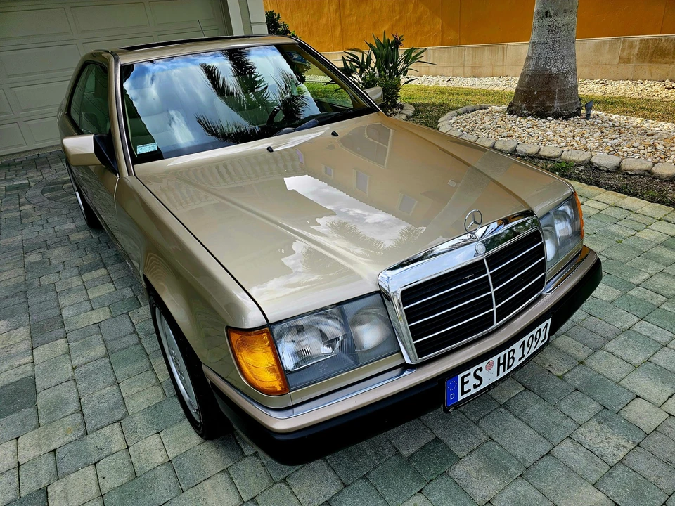 1993 Mercedes-Benz W124 E-Class - Image 11 of 31
