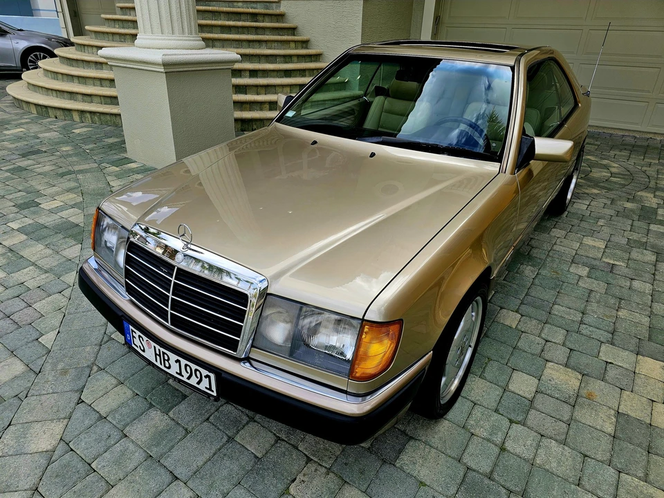 1993 Mercedes-Benz W124 E-Class - Image 4 of 31