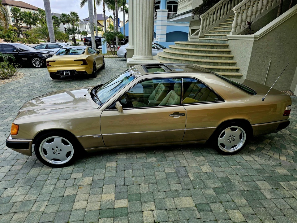 1993 Mercedes-Benz W124 E-Class - Image 26 of 31