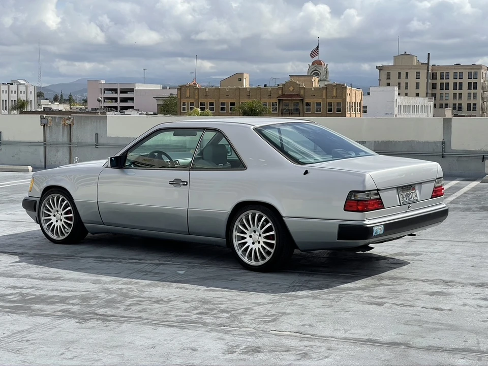 1993 Mercedes-Benz W124 E-Class - Image 16 of 31