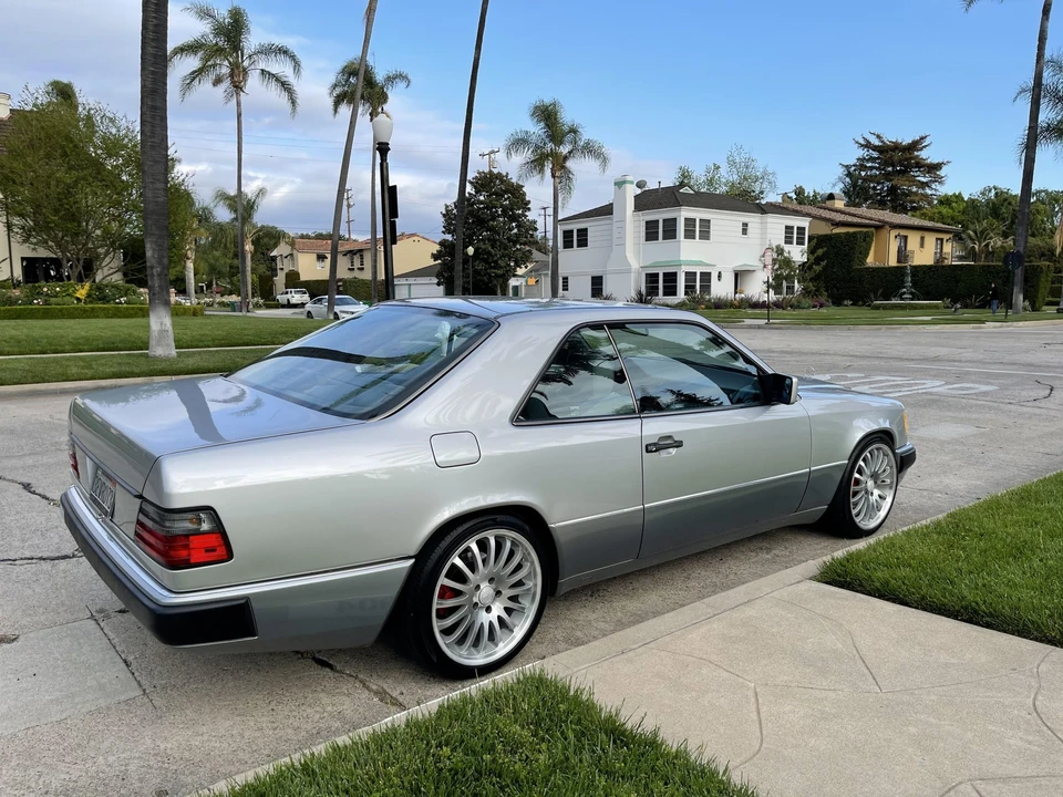 1993 Mercedes-Benz W124 E-Class - Image 10 of 31