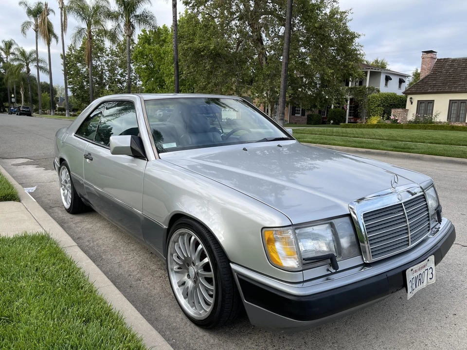 1993 Mercedes-Benz W124 E-Class - Image 13 of 31