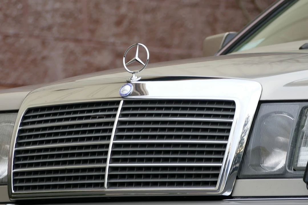 1993 Mercedes-Benz W124 E-Class - Image 30 of 31