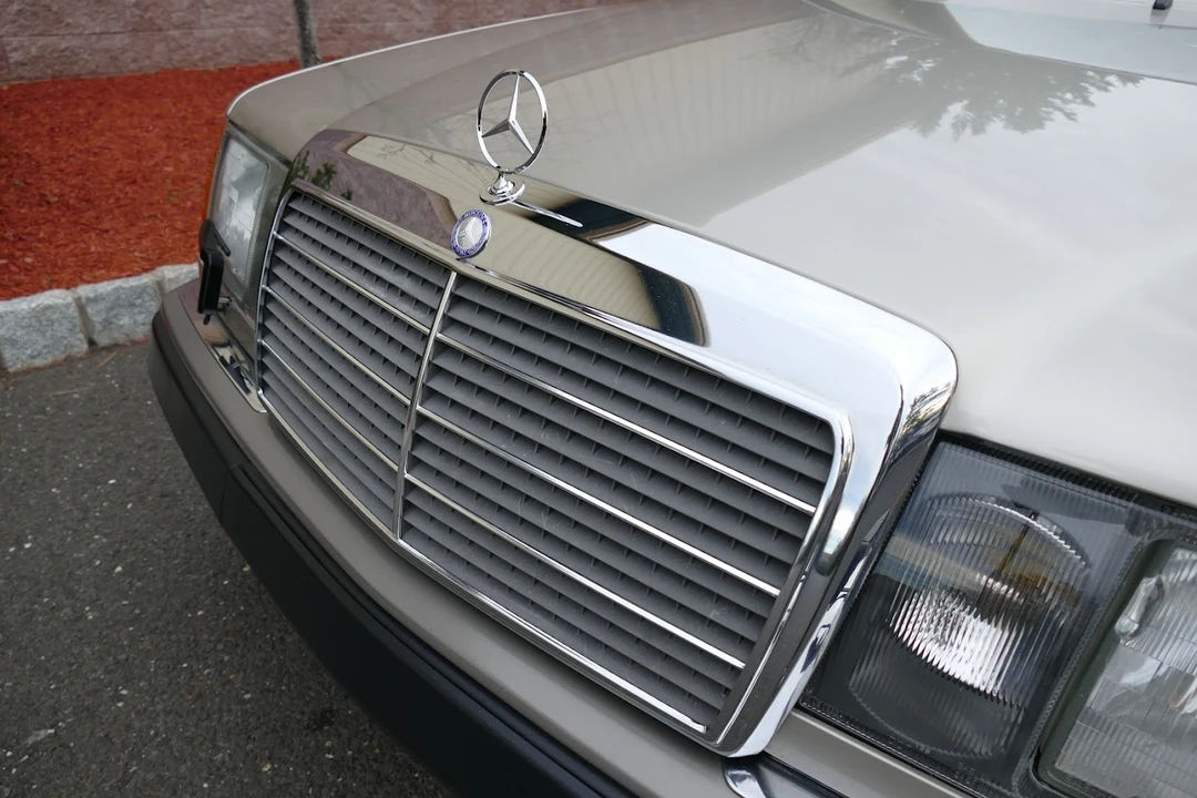1993 Mercedes-Benz W124 E-Class - Image 28 of 31