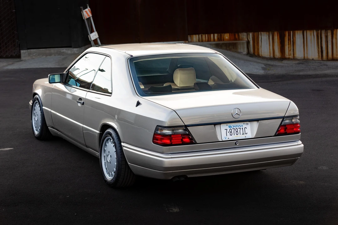 1993 Mercedes-Benz W124 E-Class - Image 18 of 31