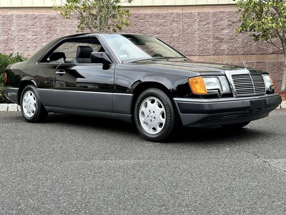 1993 Mercedes-Benz W124 E-Class - Image 14 of 31