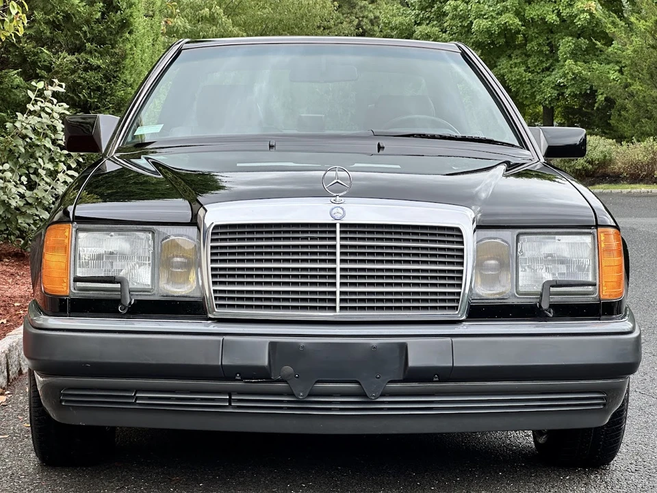 1993 Mercedes-Benz W124 E-Class - Image 10 of 31
