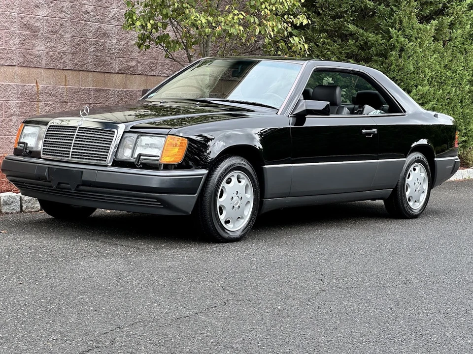 1993 Mercedes-Benz W124 E-Class - Image 3 of 31