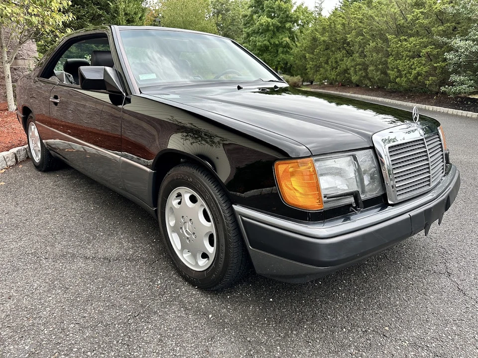 1993 Mercedes-Benz W124 E-Class - Image 13 of 31