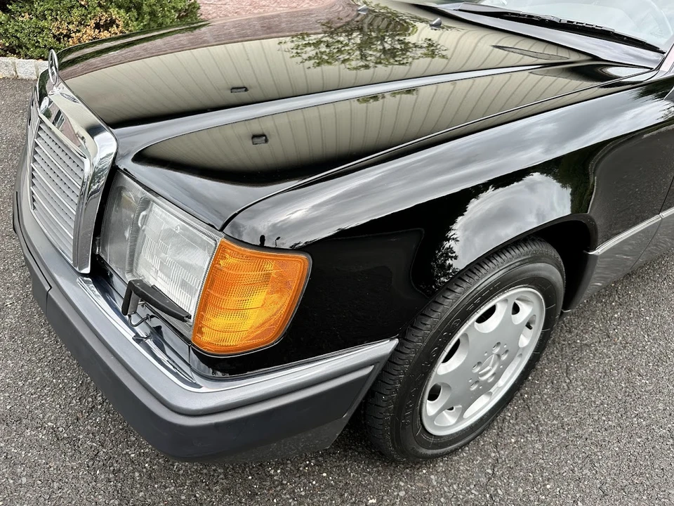 1993 Mercedes-Benz W124 E-Class - Image 27 of 31