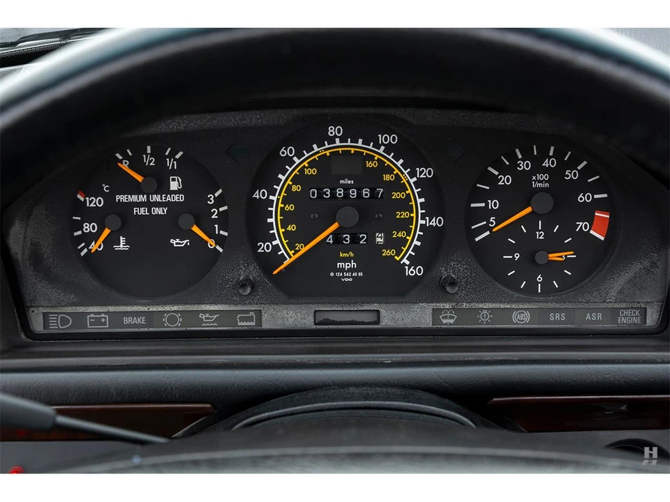 1993 Mercedes-Benz W124 E-Class - Image 11 of 31