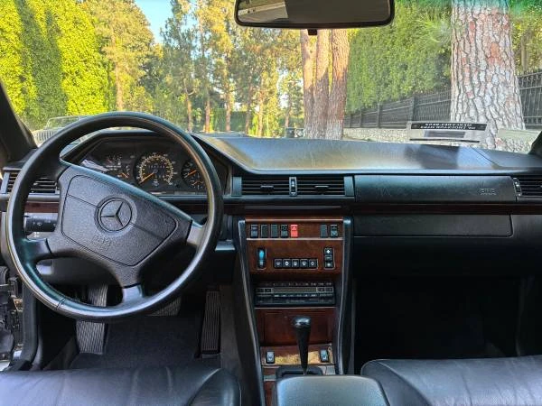 1993 Mercedes-Benz W124 E-Class - Image 16 of 31