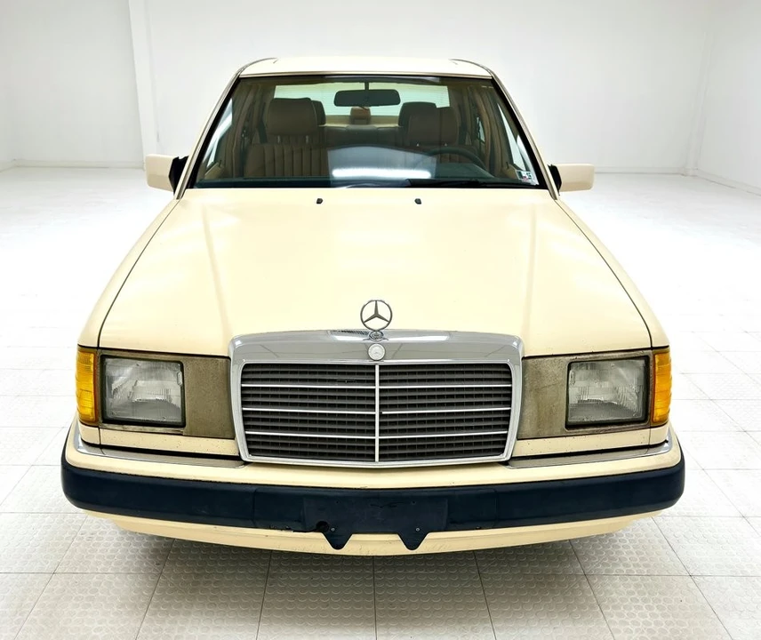 1993 Mercedes-Benz W124 E-Class - Image 8 of 12