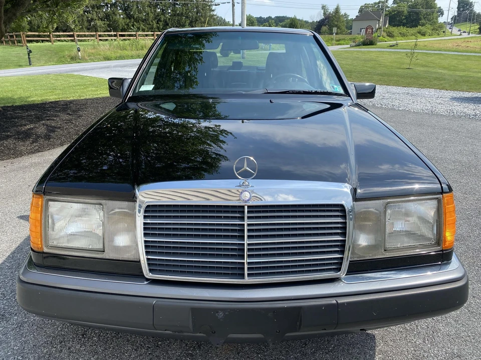 1993 Mercedes-Benz W124 E-Class - Image 13 of 31
