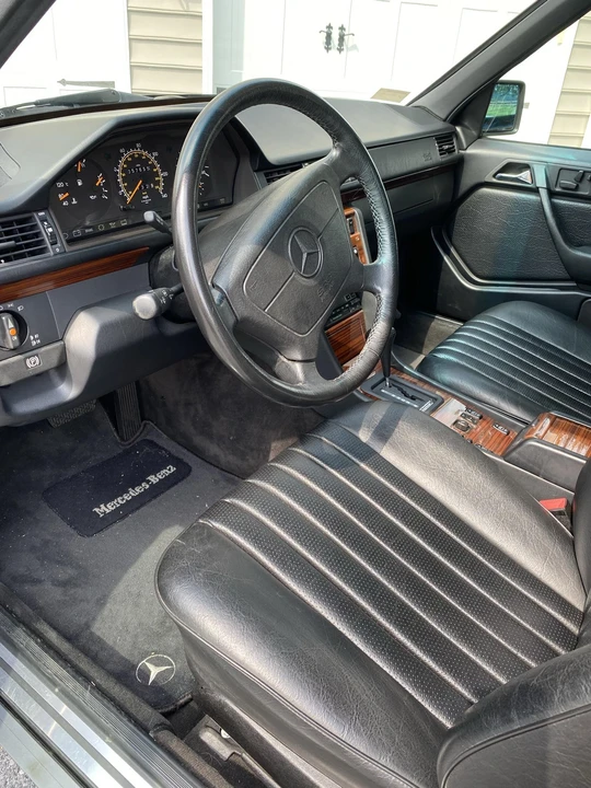 1993 Mercedes-Benz W124 E-Class - Image 27 of 31