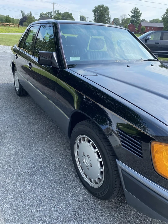1993 Mercedes-Benz W124 E-Class - Image 22 of 31
