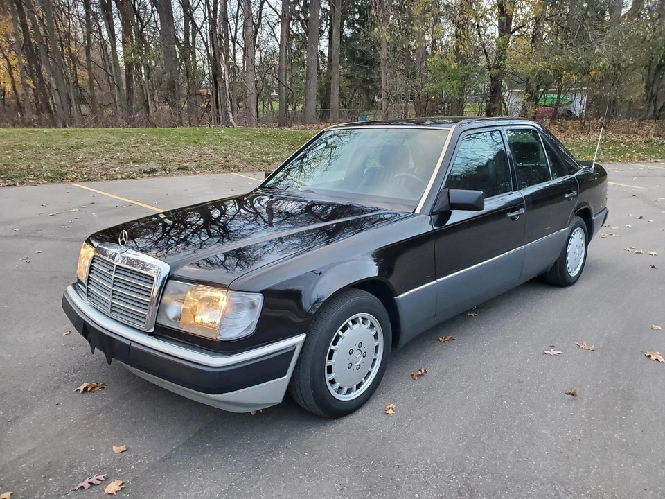 1993 Mercedes-Benz W124 E-Class - Image 27 of 31