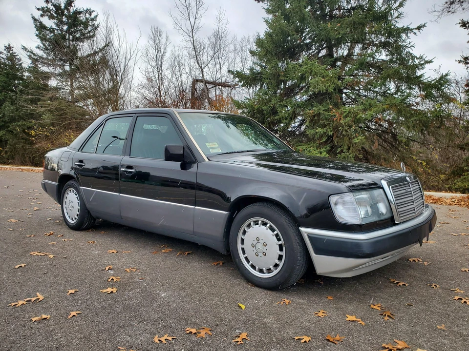 1993 Mercedes-Benz W124 E-Class - Image 8 of 31