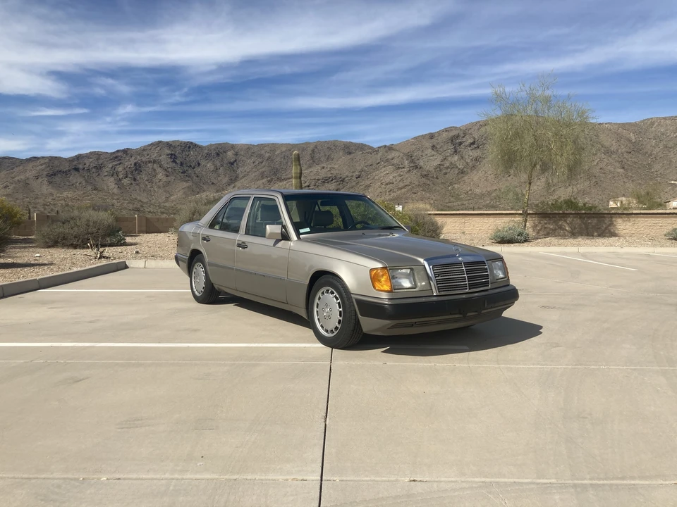 1993 Mercedes-Benz W124 E-Class - Image 8 of 31