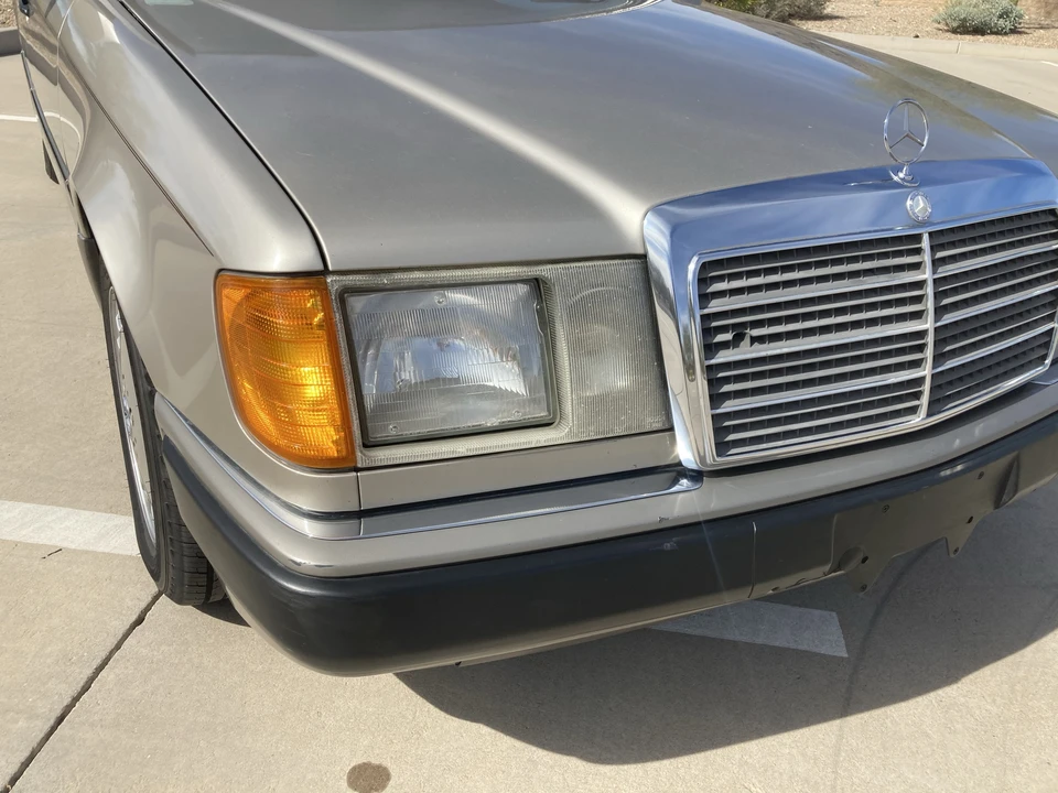 1993 Mercedes-Benz W124 E-Class - Image 11 of 31