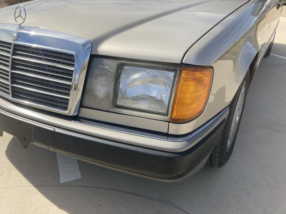 1993 Mercedes-Benz W124 E-Class - Image 12 of 31