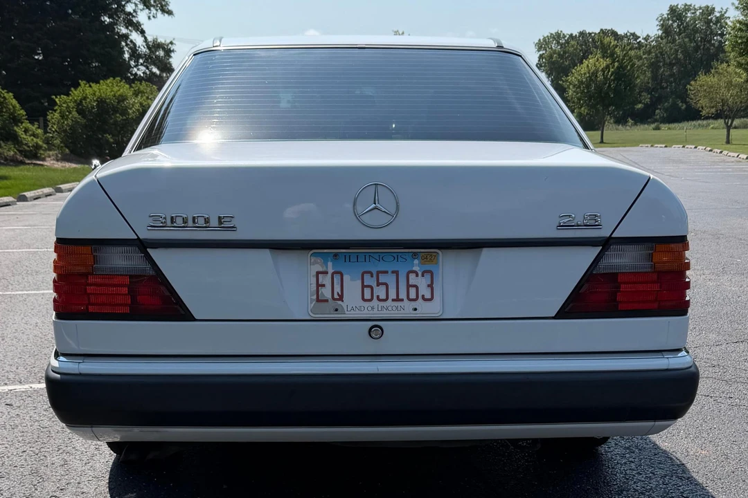 1993 Mercedes-Benz W124 E-Class - Image 5 of 31