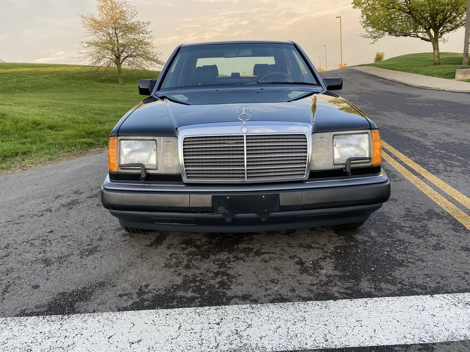 1993 Mercedes-Benz W124 E-Class - Image 15 of 31